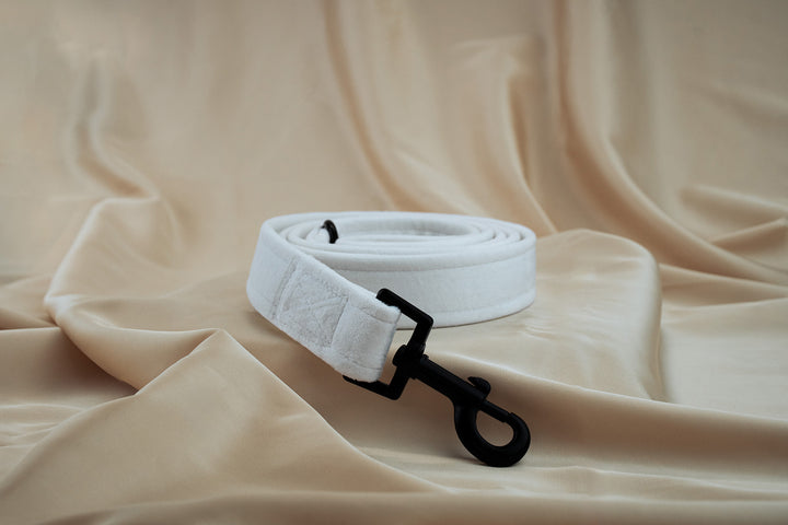 WEDDING VELVET LEASH