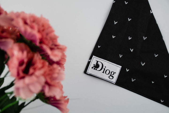 BLACK HEART BANDANA