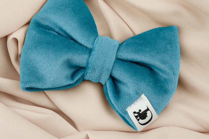 SKY VELVET BOW TIE