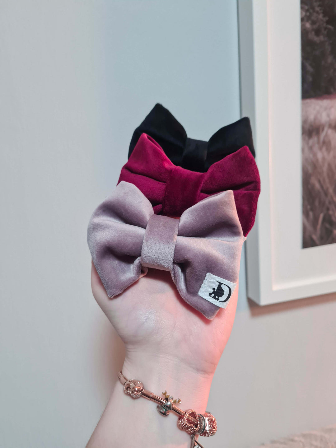 DARK PINK VELVET BOW TIE